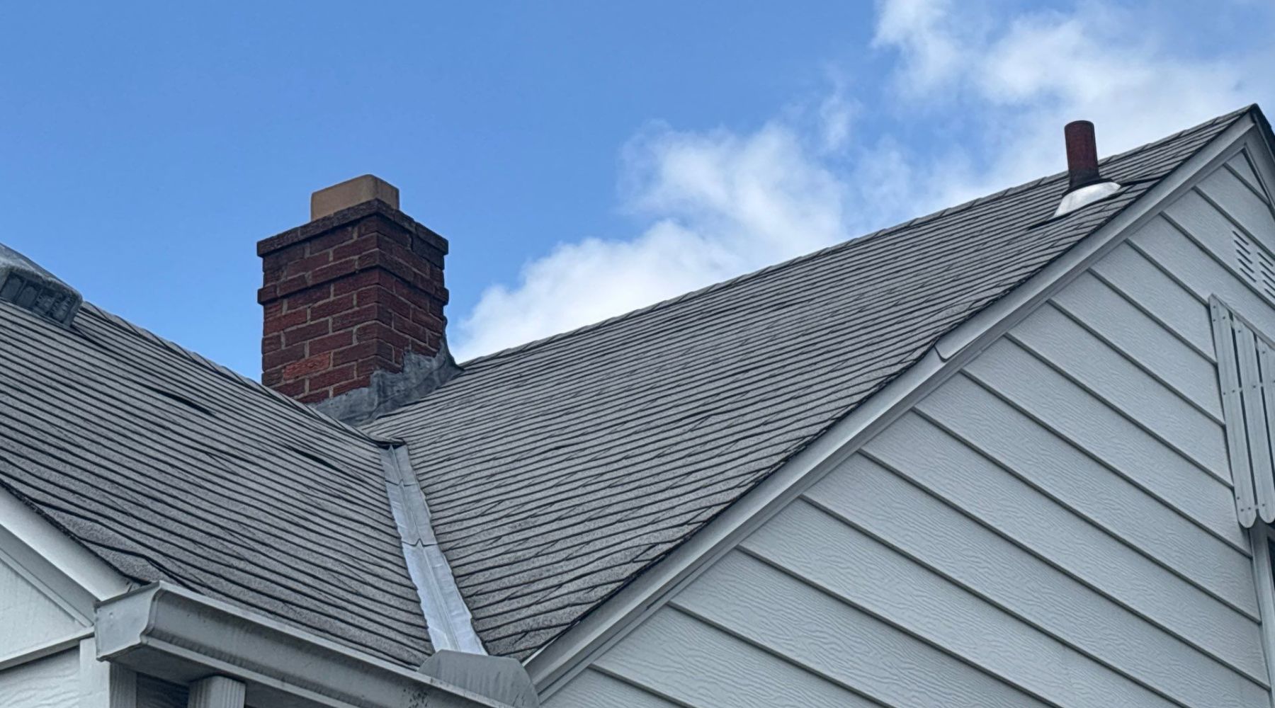 Affordable roofing contractor providing roof repair in Monclova OH