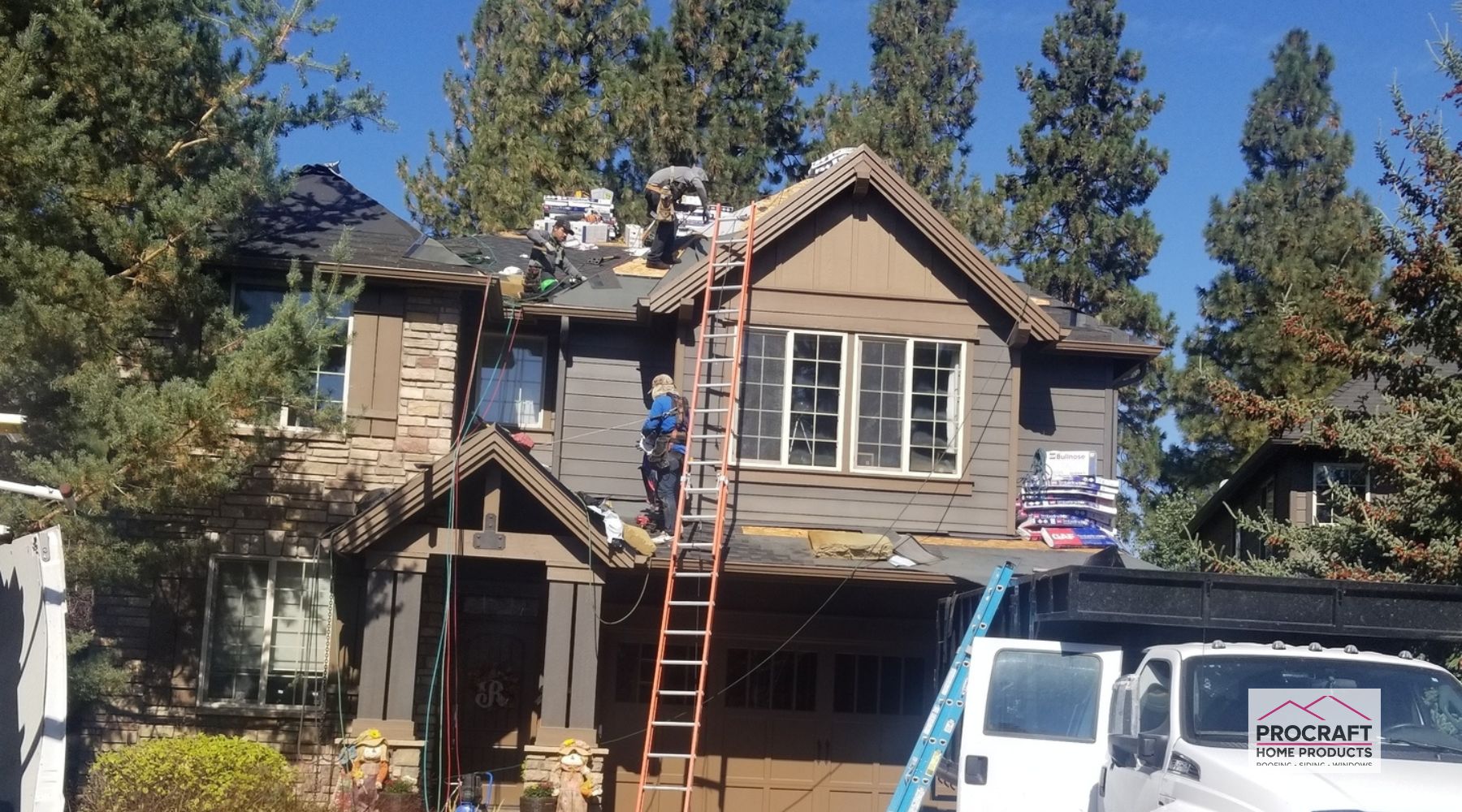 Pro Craft Home Products emergency roofing company in Gypsum, Ohio providing fast roof repair and replacement after storm or leak damage.