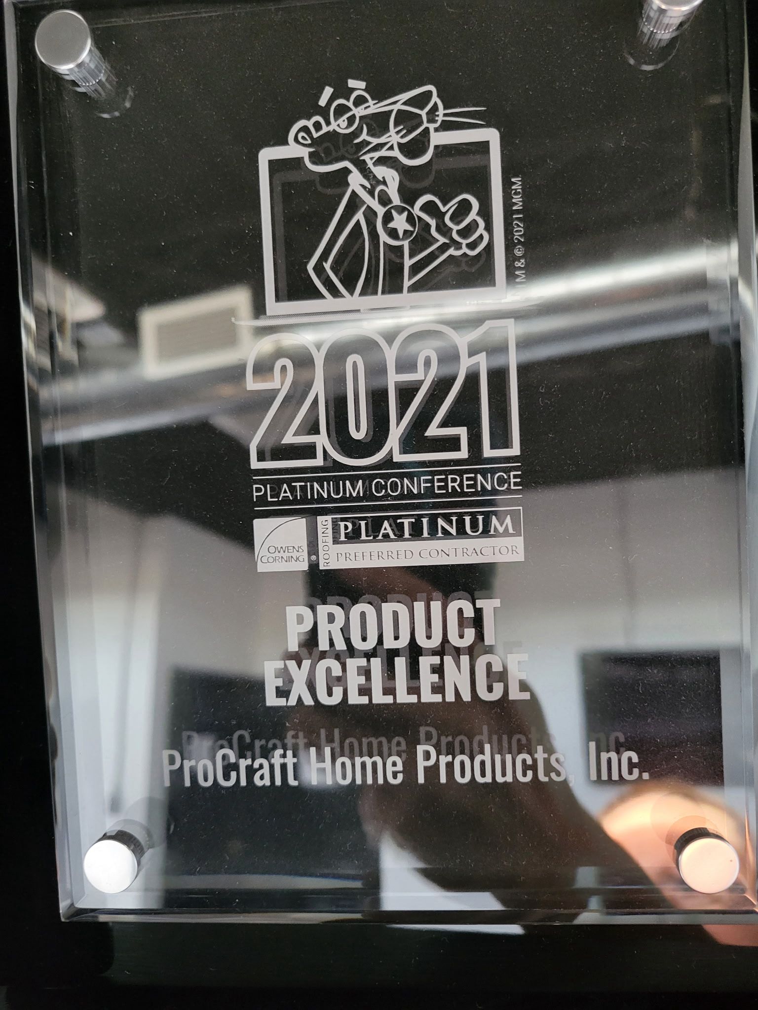 Pro Craft Home Products honored with the 2021 Owens Corning Product Excellence Award for exceptional roofing craftsmanship and service in Toledo, Ohio.